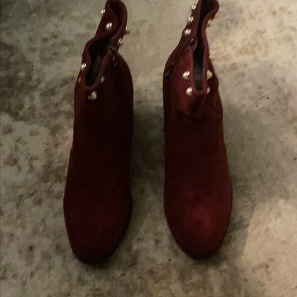 Red suede bootie heels - Picture 2 of 5